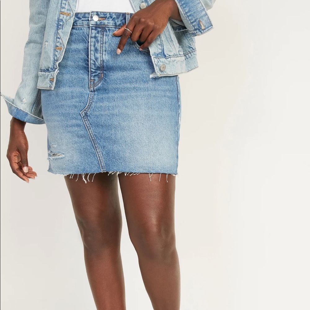 High-Waisted Button-Fly Cut-Off Jean Skirt for Women